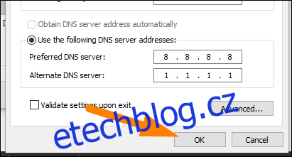 Zadejte adresy serveru DNS a potom klepněte na tlačítko 